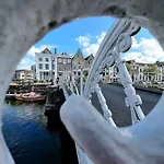 Logeren Aan De Haven - Appartement Spijkerbrug